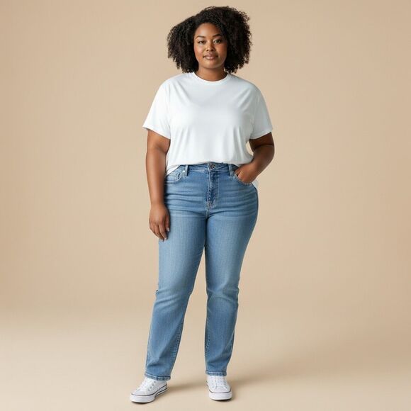 Abercrombie & Fitch Denim - NWT Abercrombie & Fitch The ’90s Straight Ultra High Rise Jeans Light Wash Size